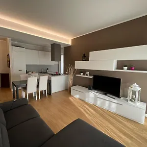casa-neci.hotelinveneto.com/