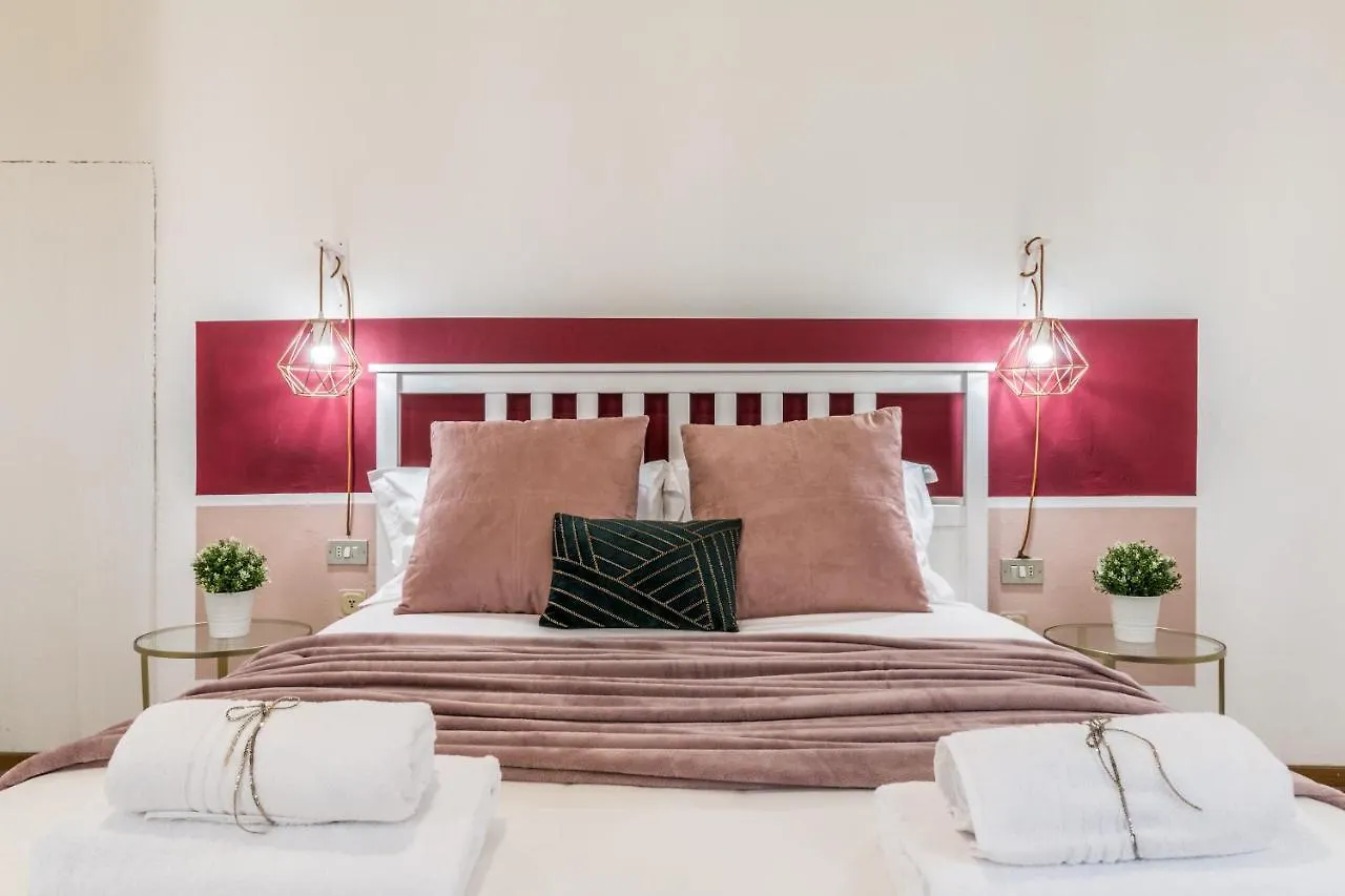 Wine Apartments Florence Sangiovese Italia